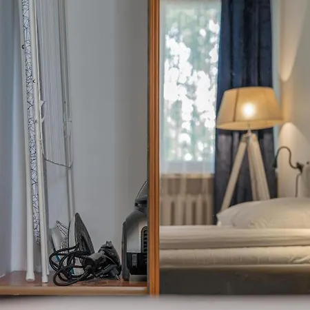 Dorycka 6 By Nyx * Varsavia